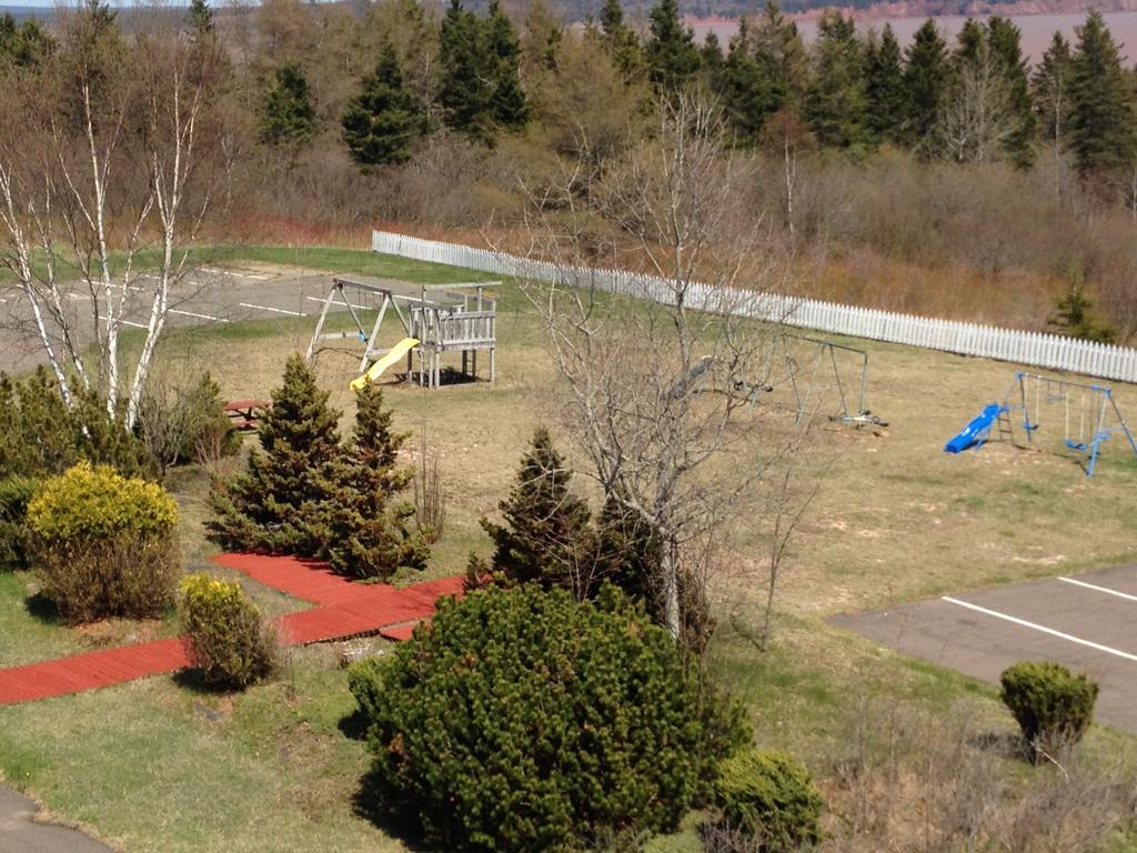 Hopewell Rocks Motel & Country Inn Siemianowka Bagian luar foto